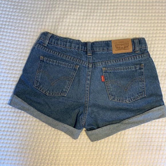 Levis girlfriend shorty short - Picture 2 of 2